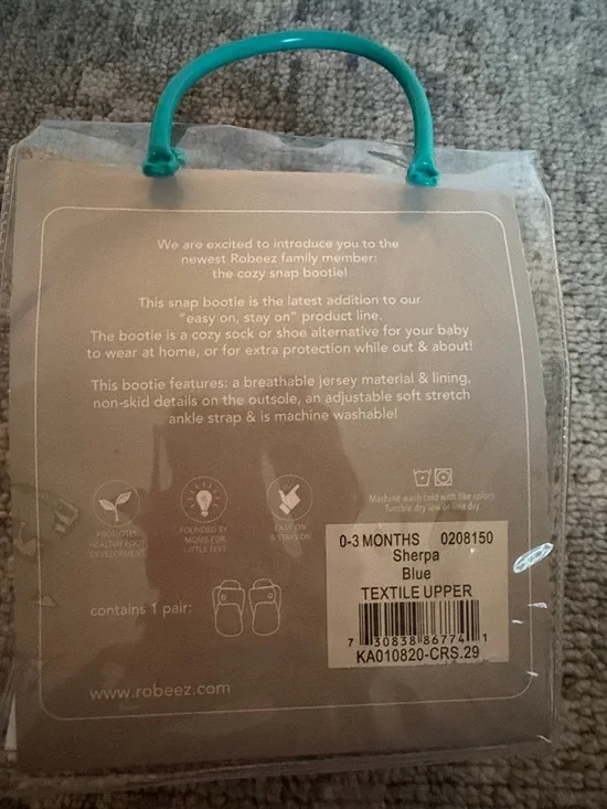 Robeez Gray Sherpa Infant Mittens with Snap Detail - Picture 3 of 3